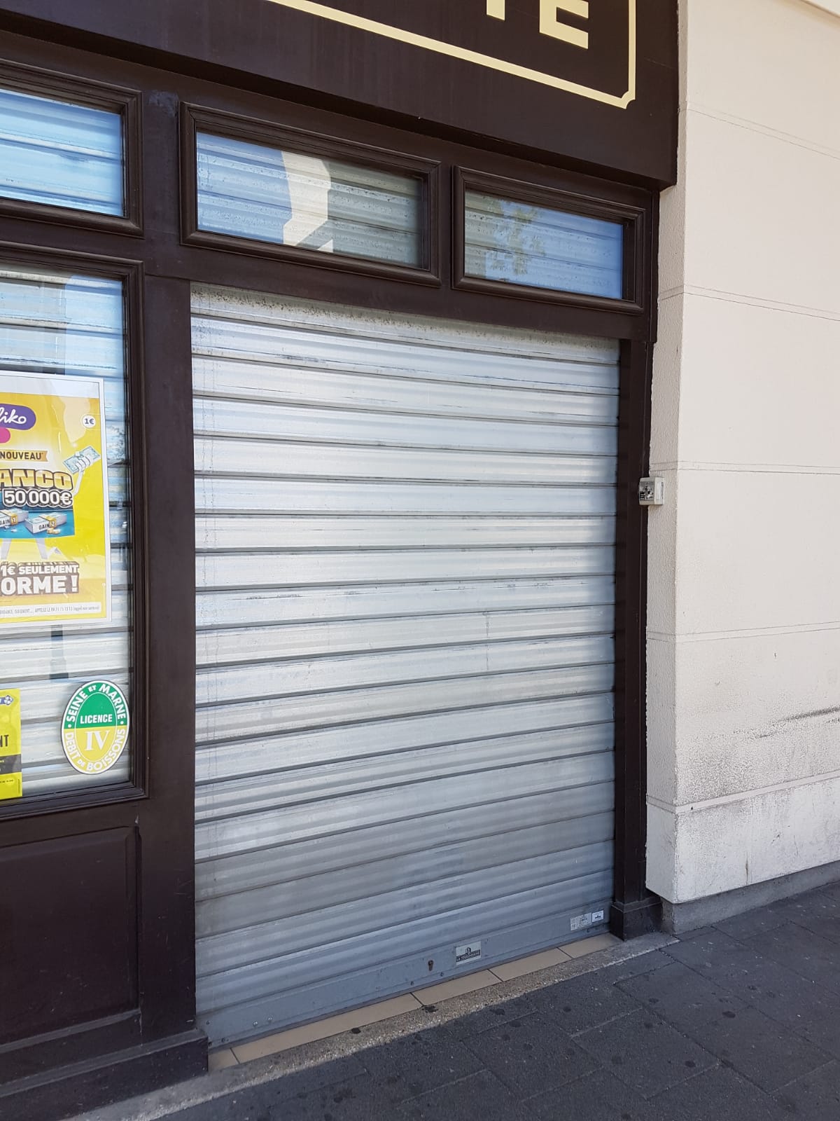 Déblocage de rideaux métalliques sur Paris : où trouver le professionnel ?